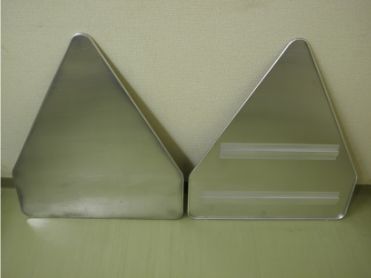 アルミニウム原板 製品例 低リブ五角板　表面／裏面画像